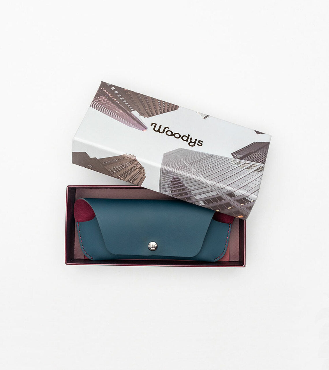 Woodys - Nicola